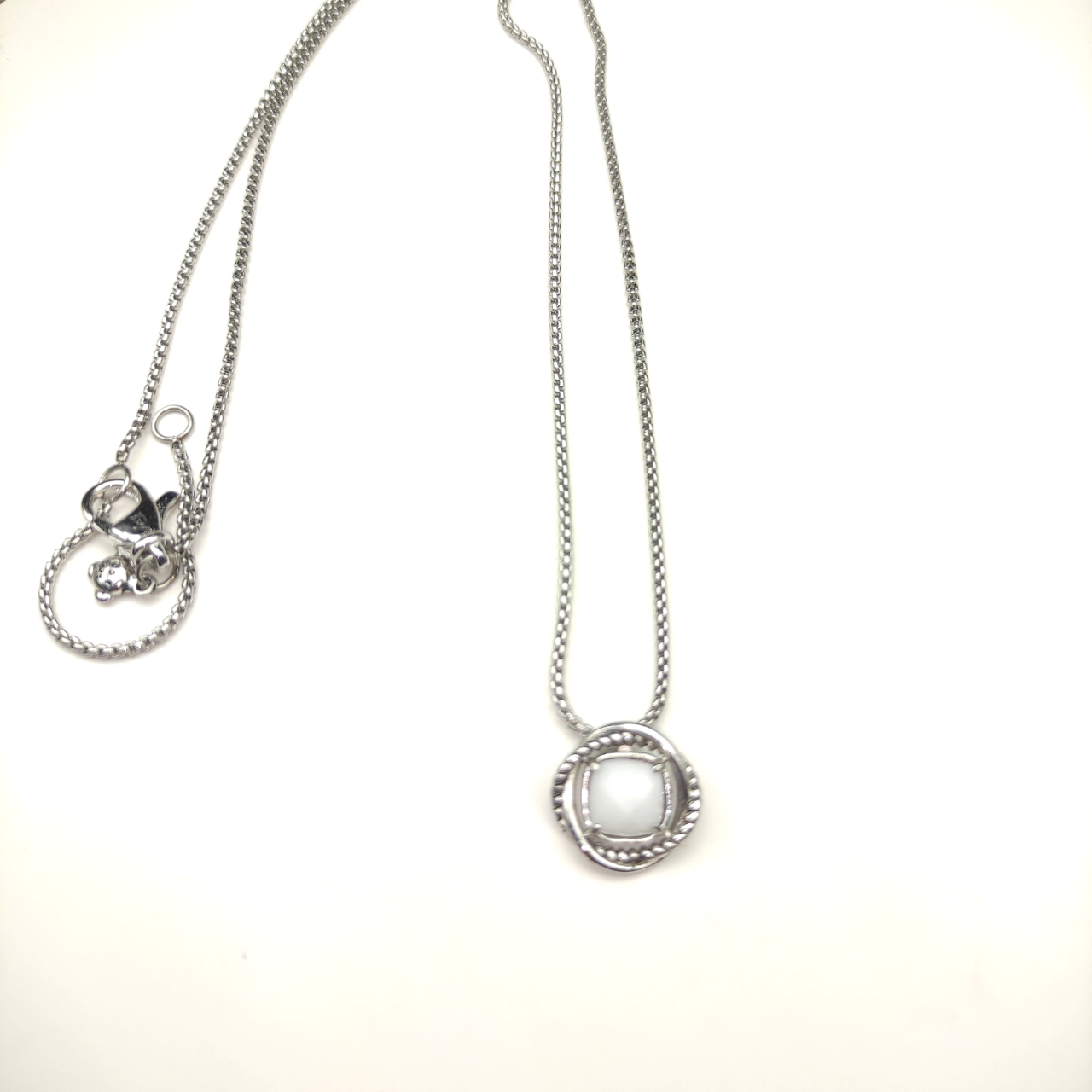 NO:110739,David Yurman main stone 7mm new line four-sided diamond necklace white agate diamond. Chain thickness 1.5mm, length 45 5cm delay chain No. DYXL-108, jewelry quality, necklace19860909David Yurman 主石7mm纽线四方钻项链白玛瑙钻.链条粗1.5mm,长度45 5cm延迟链  编号DYXL-108,饰品精品,necklace,Jewelry