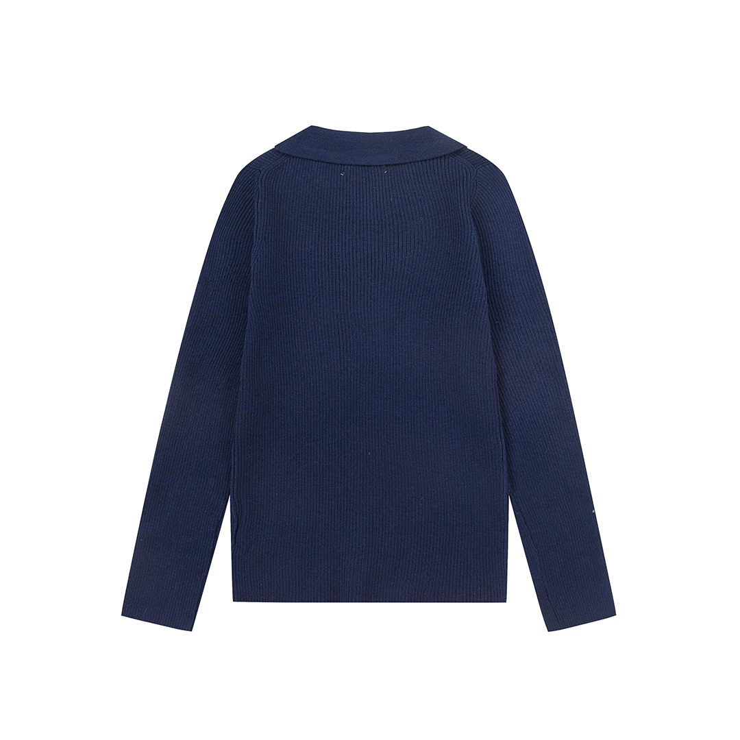 Miumiu’s New Letter Logo Embroidered Fragrance Knitwear with Quality and Style - 图片 2