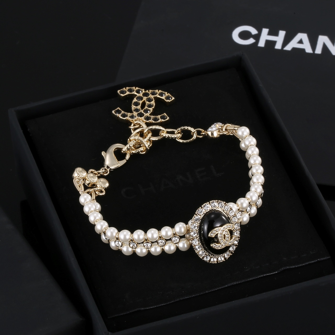 Chanel Haute Couture Haute Joaillerie Fine Jewelry Earrings Necklace 2