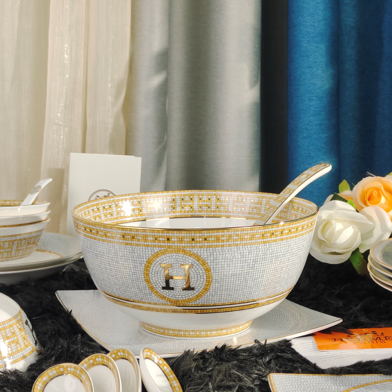 Hermès Maison Lifestyle Luxury Home Decor Blanket Tableware Bedding 4