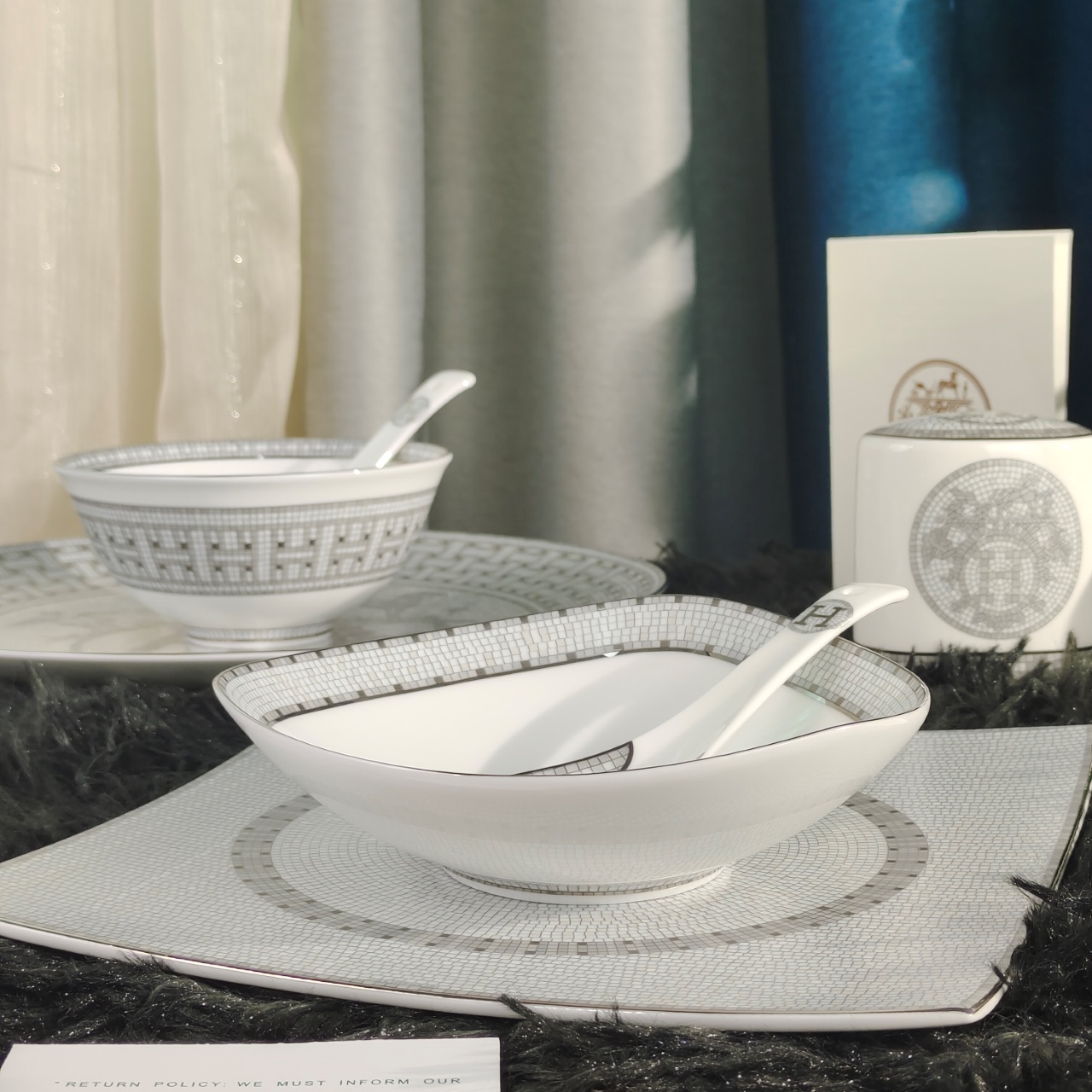 Hermès Maison Lifestyle Luxury Home Decor Blanket Tableware Bedding 7