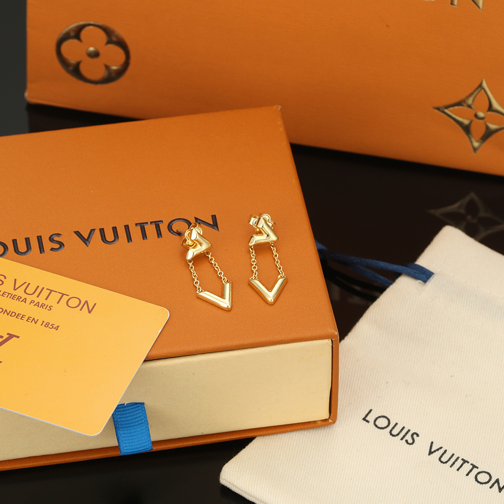 Louis Vuitton Jewelry Earring Polishing