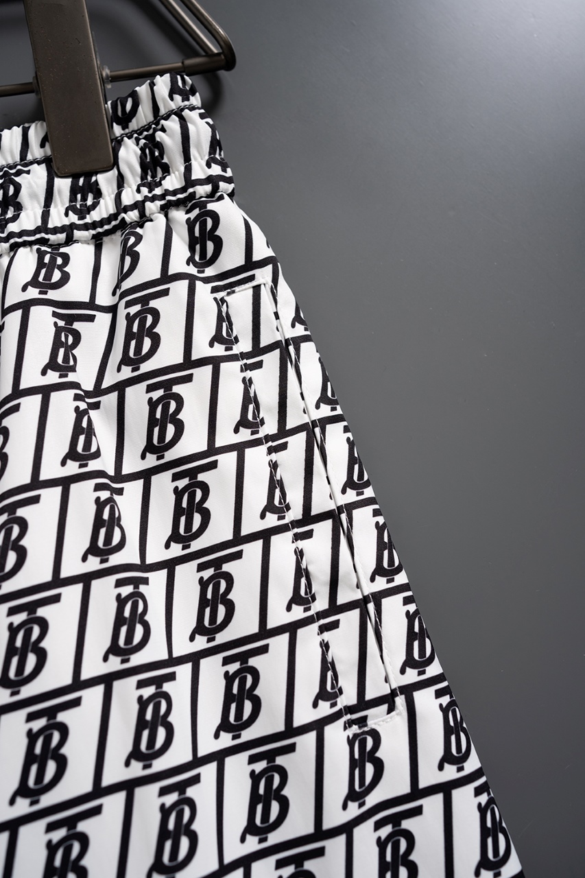 Burberry Burberry巴宝莉 印花休闲沙滩短裤