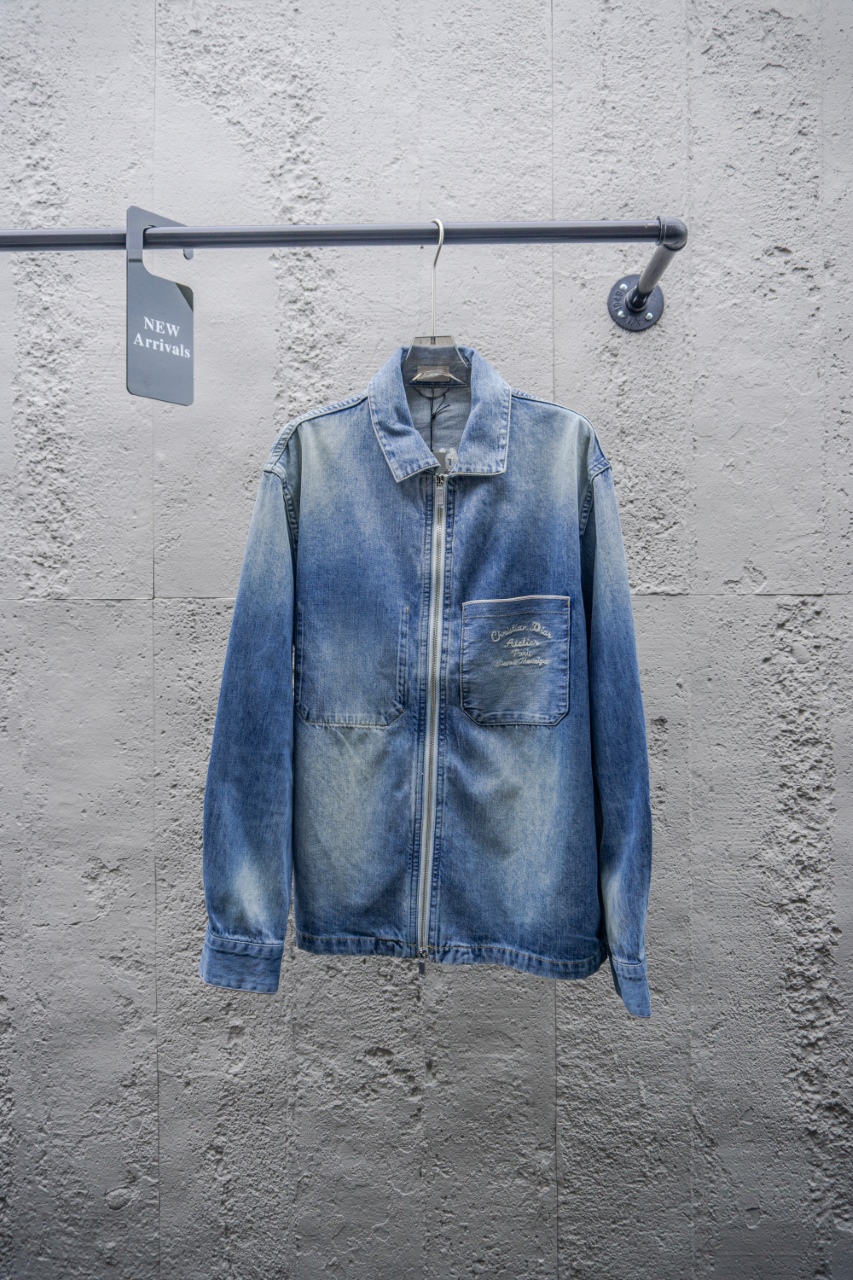 路易威登 Louis Vuitton 高级成衣风衣外套及大衣服饰 #F01B8EA7 3