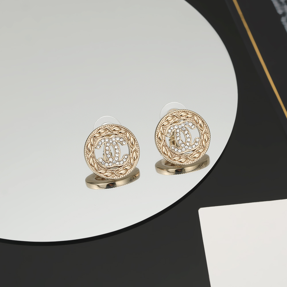 Chanel Boutique
 Bijoux Boucle D’Oreille Réplique de classe AAA
 Fashion