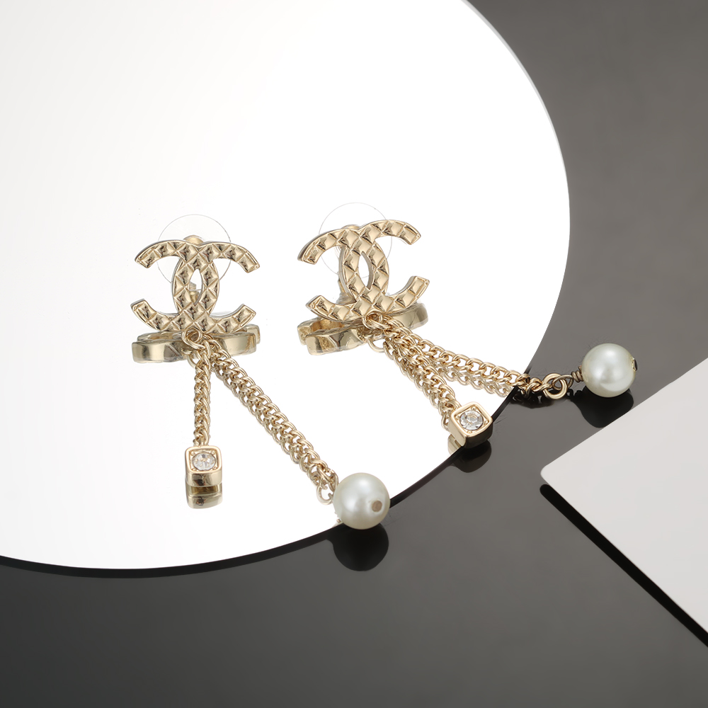 Chanel Haute Couture Haute Joaillerie Fine Jewelry Earrings Necklace 2