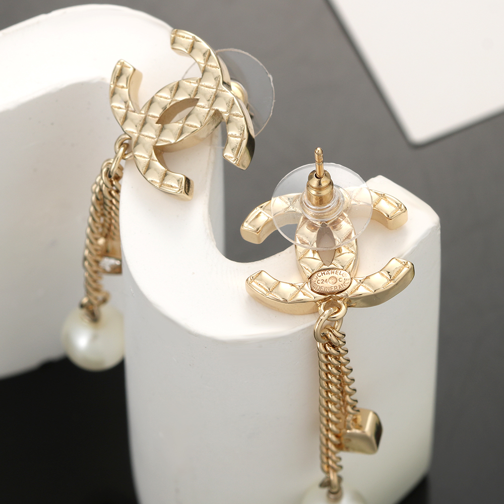Chanel Haute Couture Haute Joaillerie Fine Jewelry Earrings Necklace 3
