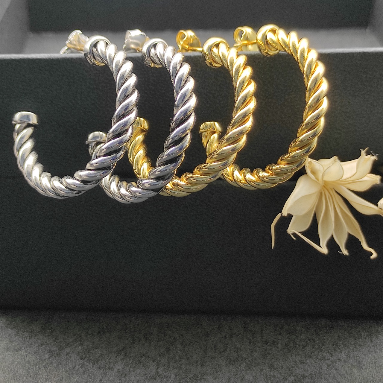 NO:110072,New.David Yurman large-line earrings Size 40x5.8mm, jewelry boutique, earrings19860909上新.David Yurman 大纽线耳环 尺寸40x5.8mm,饰品精品,earrings,Jewelry