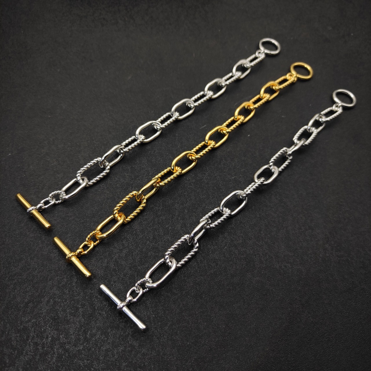 NO:109404,David Yurman Twinkle Rotary Buckle Bracelet, available in three styles. Color separation size 21cm, jewelry fine, bracelet19860909David Yurman 纽线旋转扣手链,有三个款式.分色 尺寸21cm,饰品精品,bracelet,Jewelry