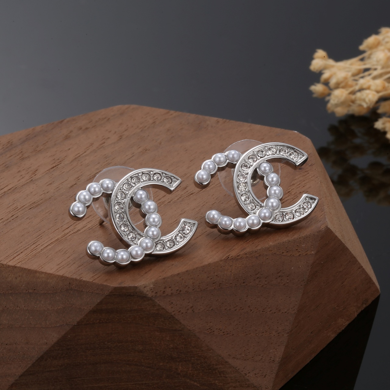 Chanel Haute Couture Haute Joaillerie Fine Jewelry Earrings Necklace 8