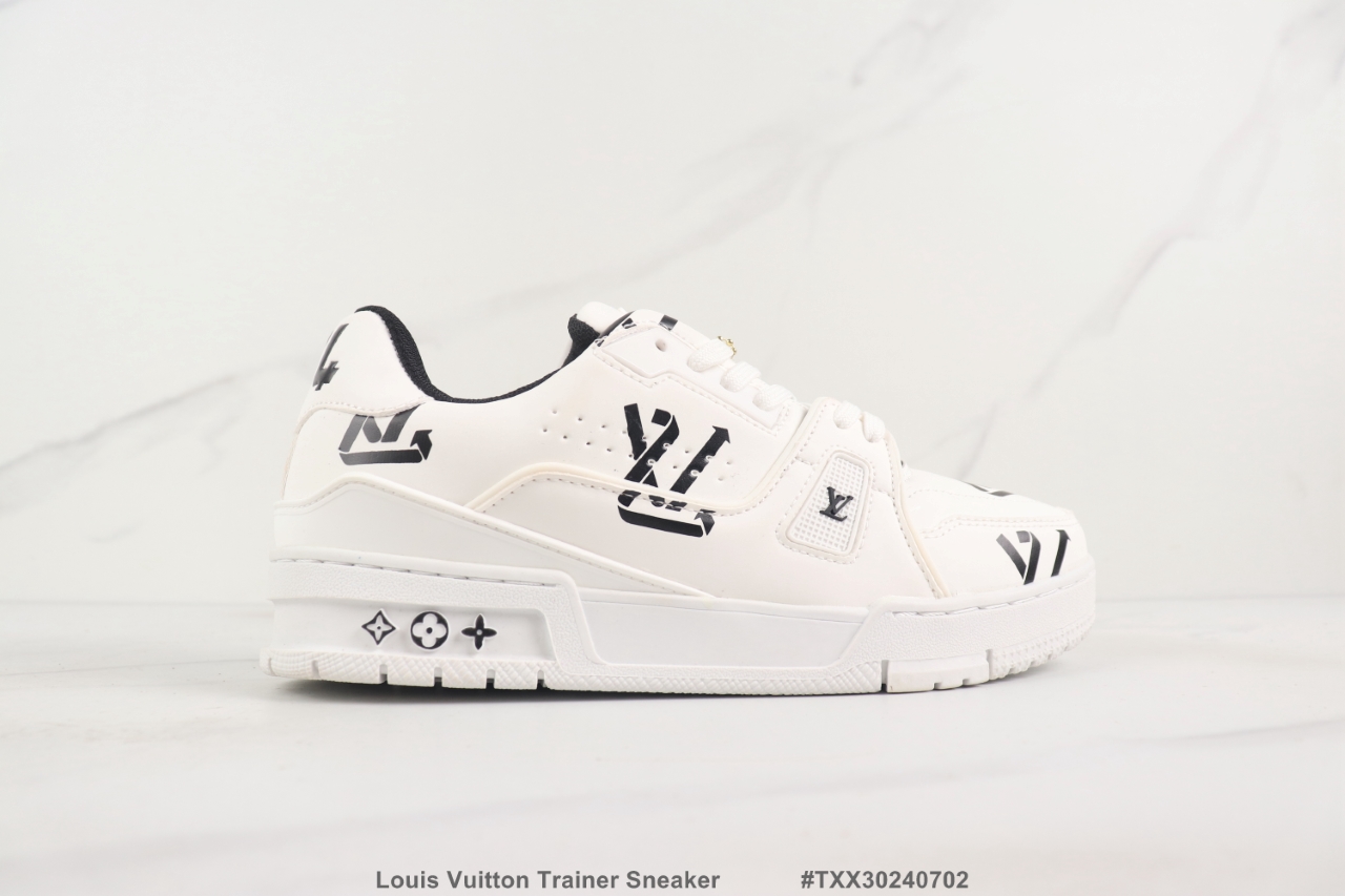 LV Trainer Sneaker 联名款 LV低帮休闲鞋 艺术总监 Virgil Abloh 设计的LV手写标识则于侧面彰显品牌格调经典老花 牛皮材质 Size:39-45码6