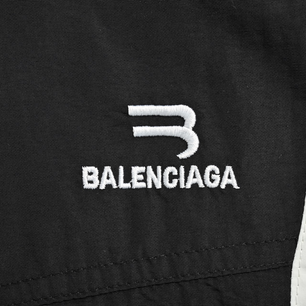 Balenciaga/巴黎世家 22Fw 拼接立领夹克外套刺绣