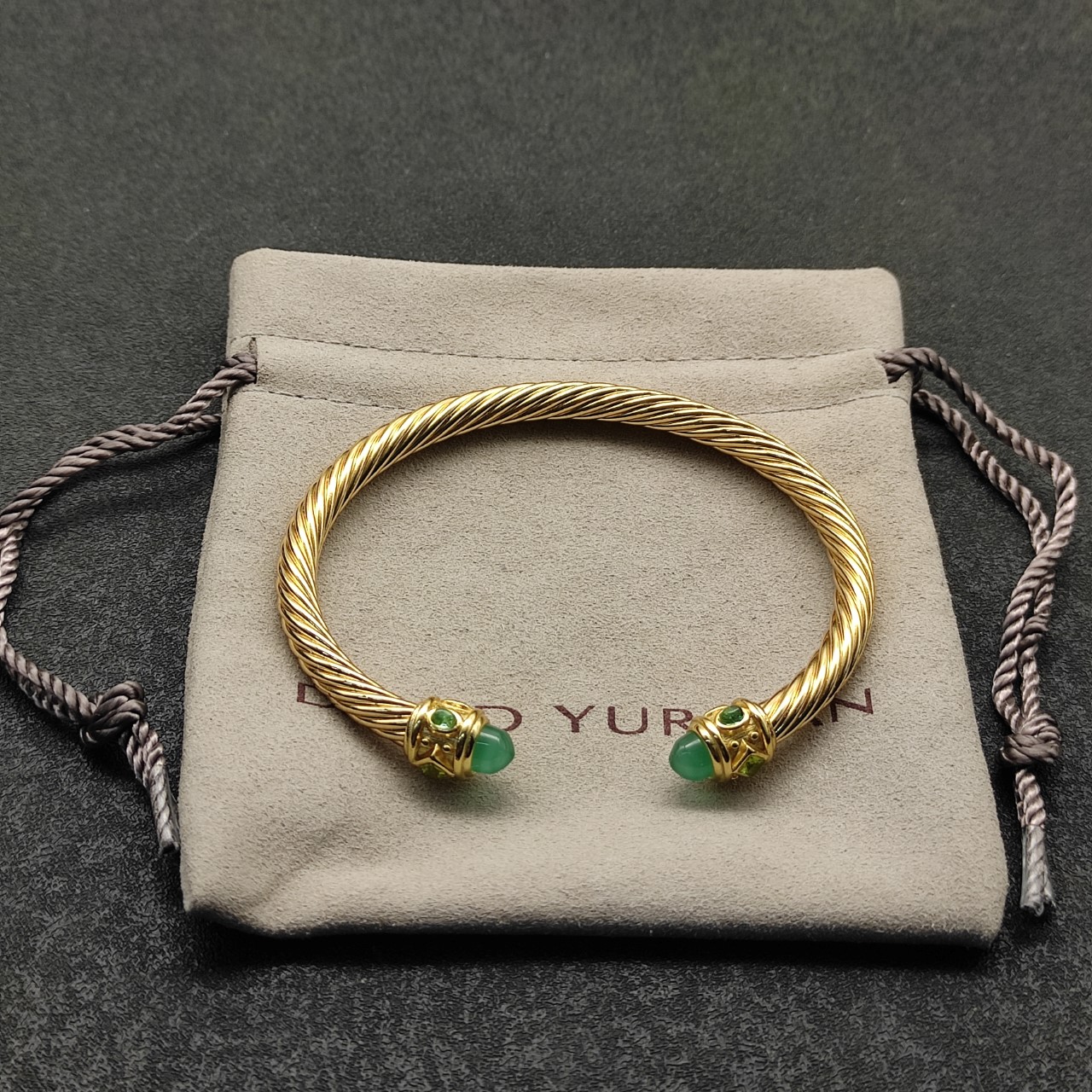 NO:109210,New David Yurman 5mm golden chalcedony bracelet, recommended hand circumference 16-20cm suitable for wearing, jewelry quality, bracelet19860909上新 David Yurman 5mm金色菱角绿玉髓手镯,建议适合佩戴的手围16-20cm,饰品精品,bracelet,Jewelry