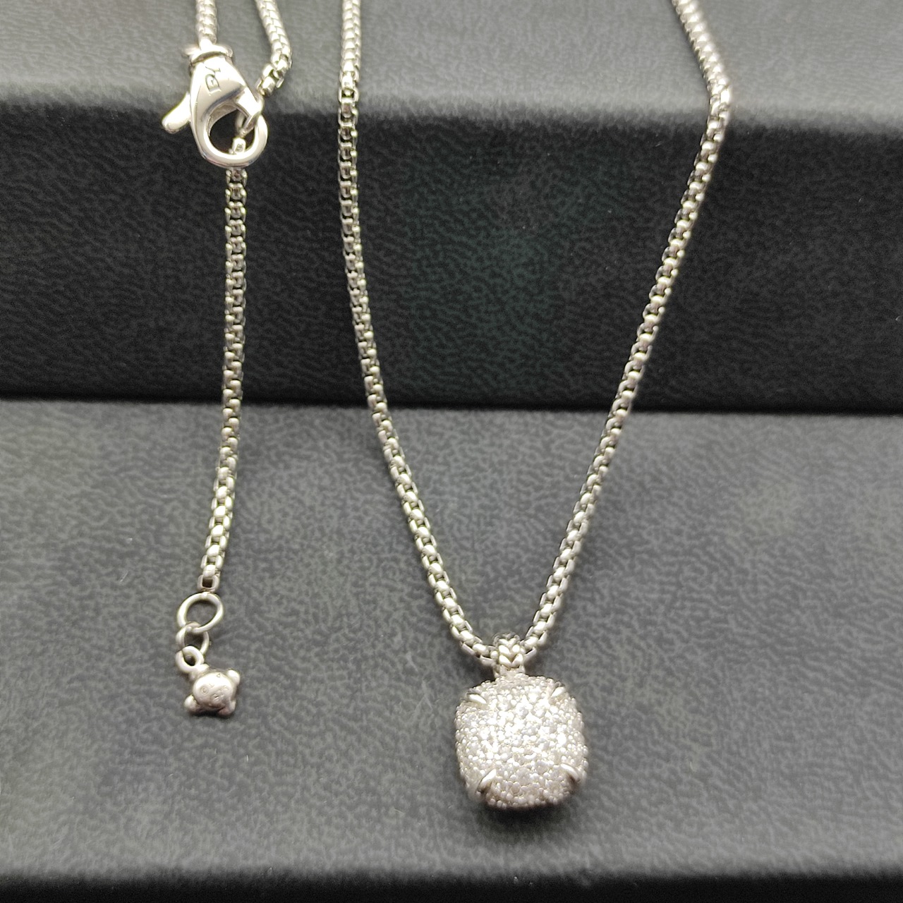 NO:109208,New David Yurman 14mm silver four-claw full-diamond necklace. Chain is thick 2mm, length 45 5cm delay chain, jewelry quality, necklace19860909新款 David Yurman 14mm银色四爪满钻项链.链条粗2mm,长度45 5cm延迟链,饰品精品,necklace,Jewelry