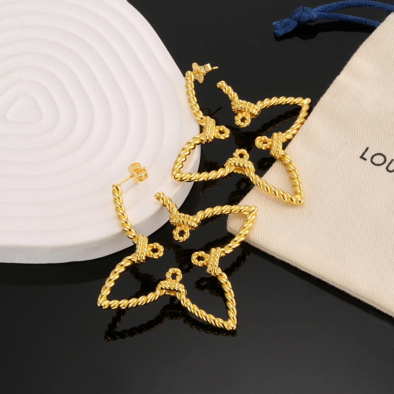 Louis Vuitton Jewelry Earring Buy High-Quality Fake
 Openwork