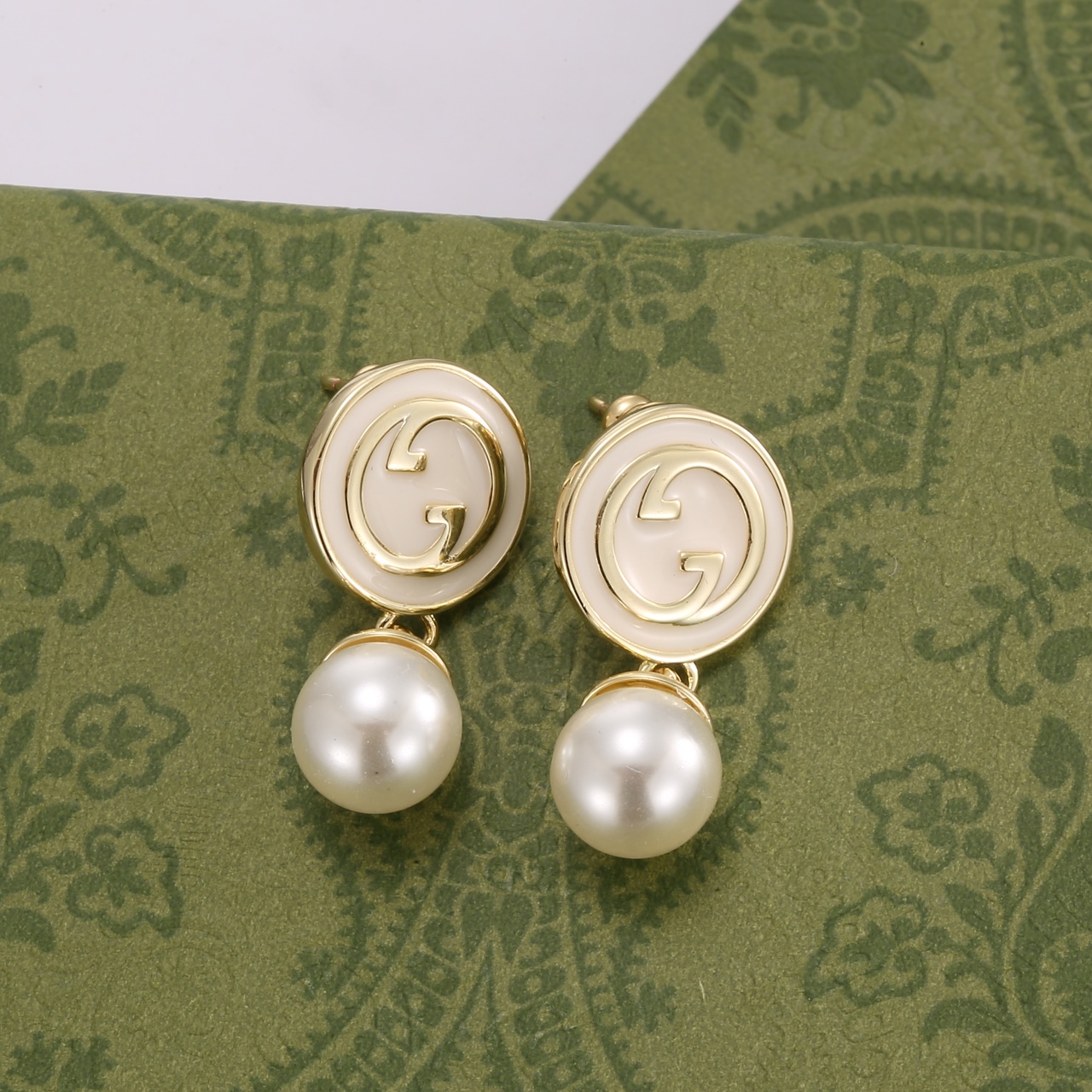 Gucci White Enamel Pearl Earrings