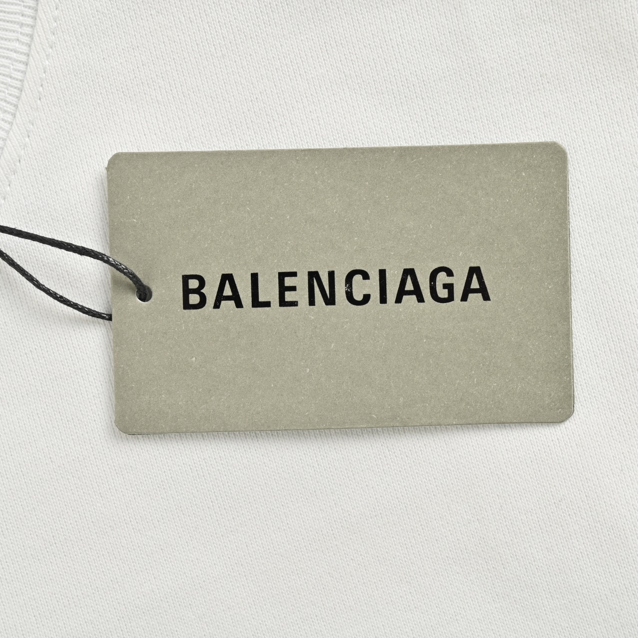 Balenciaga/巴黎世家 24Fw 字母爱心印花圆领卫衣