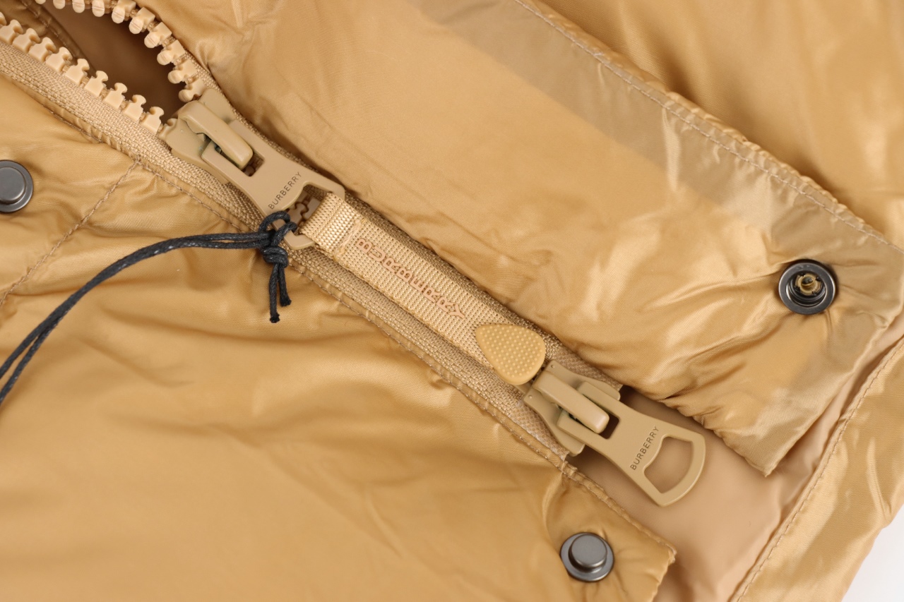 博柏利 Burberry 高定典藏名品高定成衣时装外套连衣裙衬衫T恤 #D81D2732 6