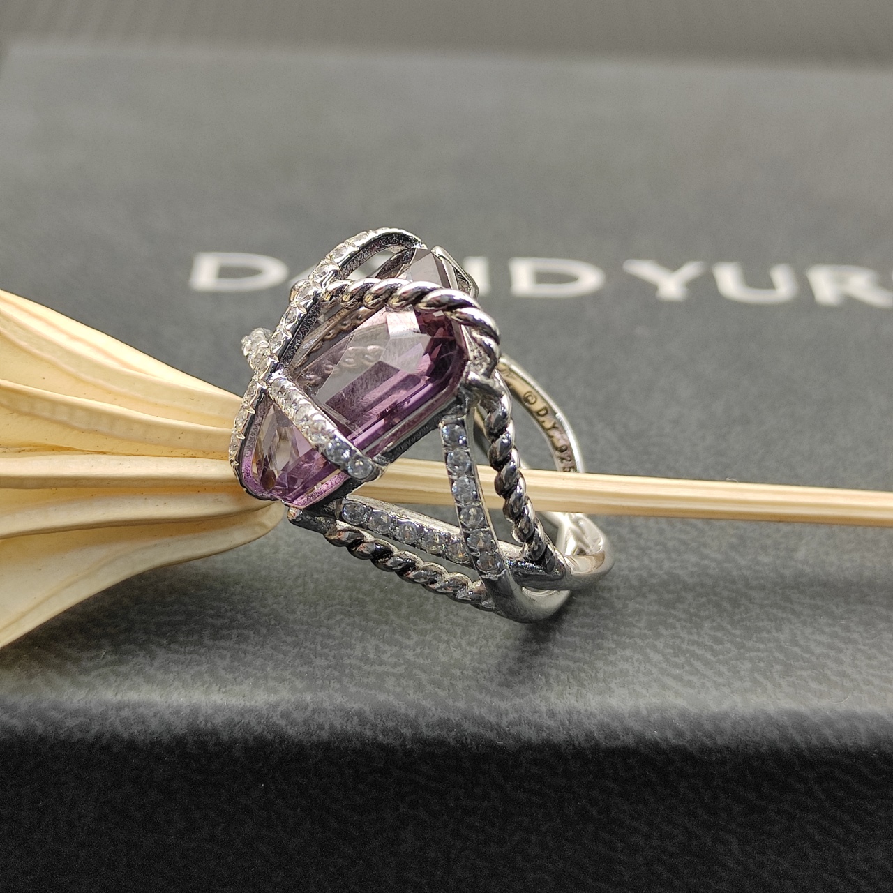 “David Yurman Precious Crystal Bag-Side Diamond Ring in Size 6-9” - 图片 8