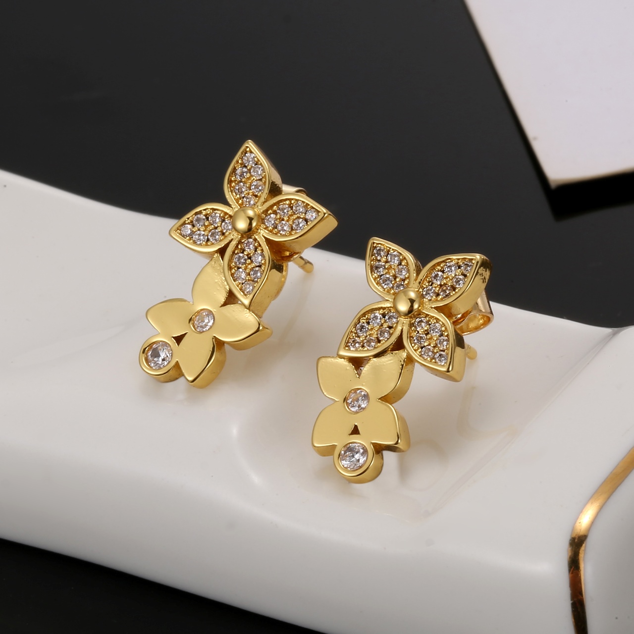Louis Vuitton Haute Couture Haute Couture Fine Jewelry Necklace Bracelet 2