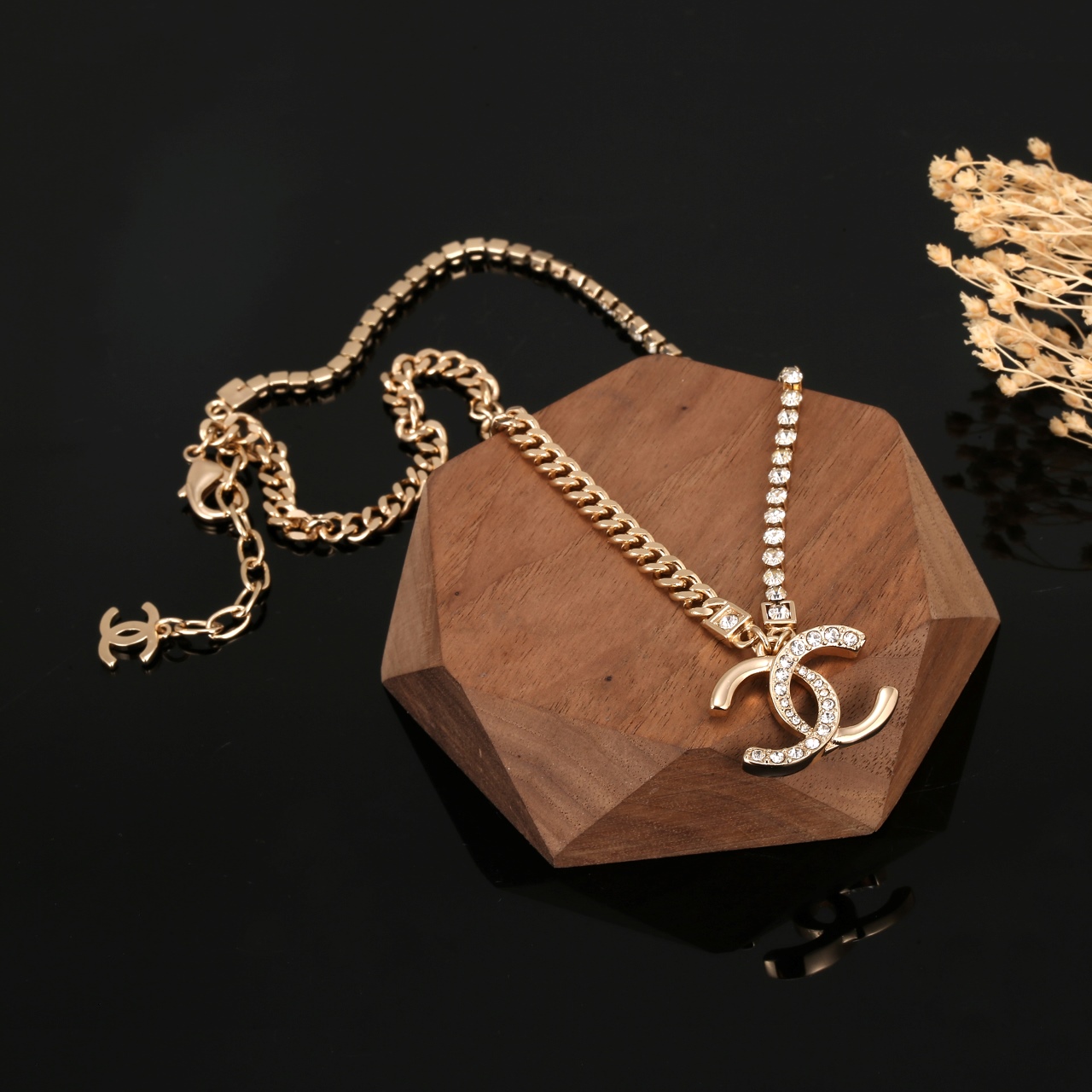 Chanel Haute Couture Haute Joaillerie Fine Jewelry Earrings Necklace 2