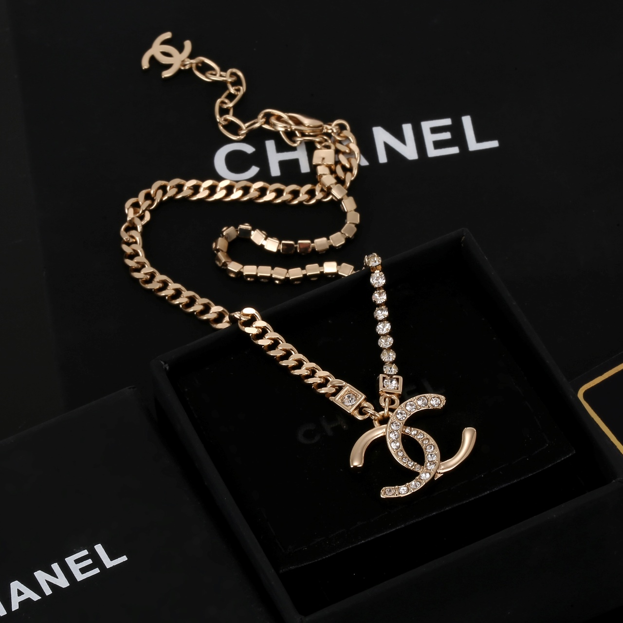 Chanel Haute Couture Haute Joaillerie Fine Jewelry Earrings Necklace 6