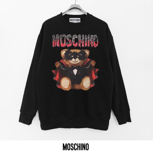 Moschino Printed Cotton Terry Crewneck Sweatshirt, Comfortable & Breathable 5 Moschino Printed Cotton Terry Crewneck Sweatshirt, Comfortable & Breathable