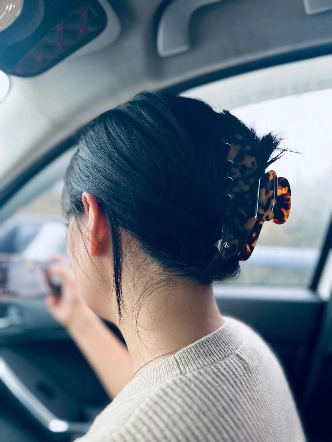 **Style II: Nordic Effortless Hair Claw Clip** - Comprehensive 8