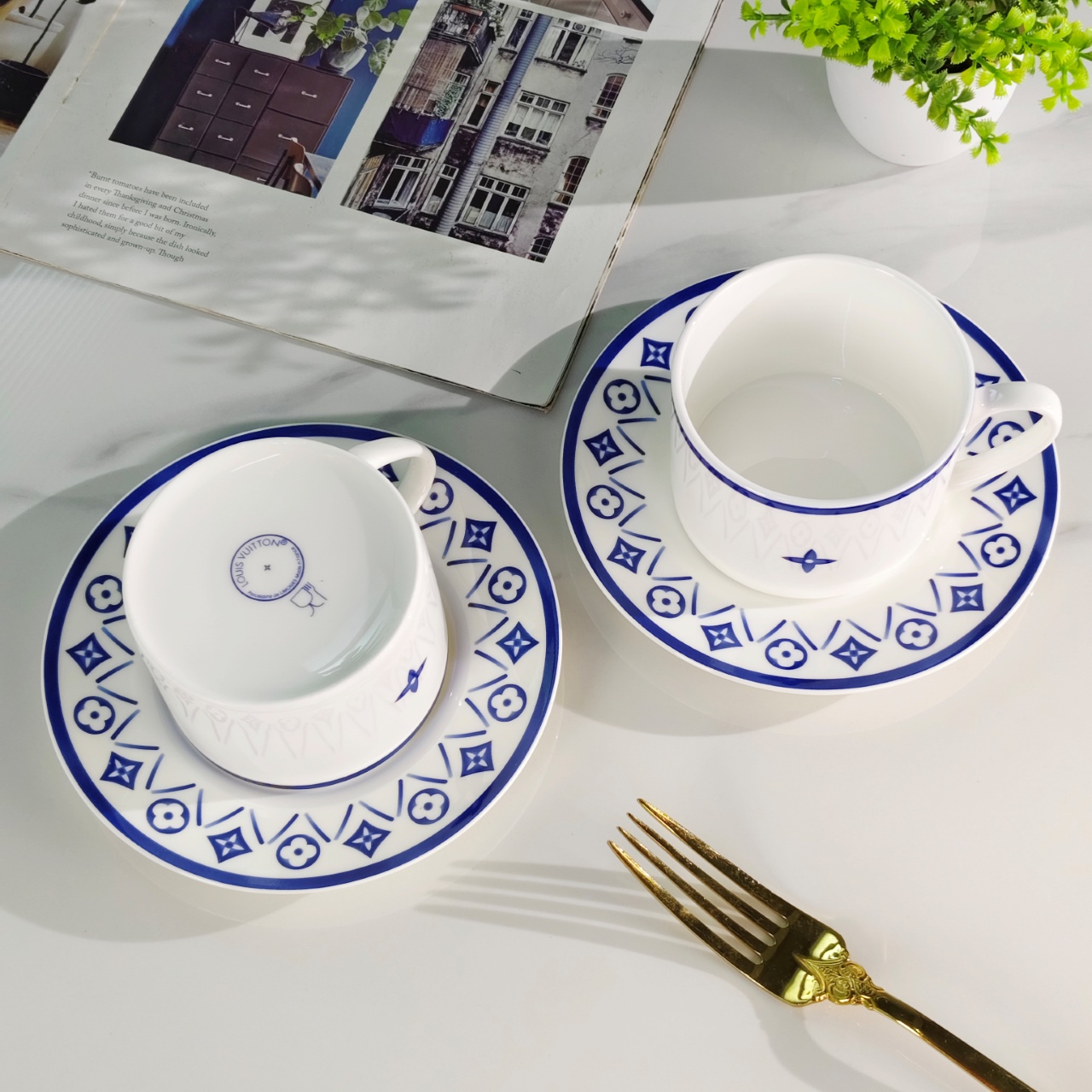 Louis Vuitton Blue and White Cup and Saucer Set (Set of Two - Comprehensive 4