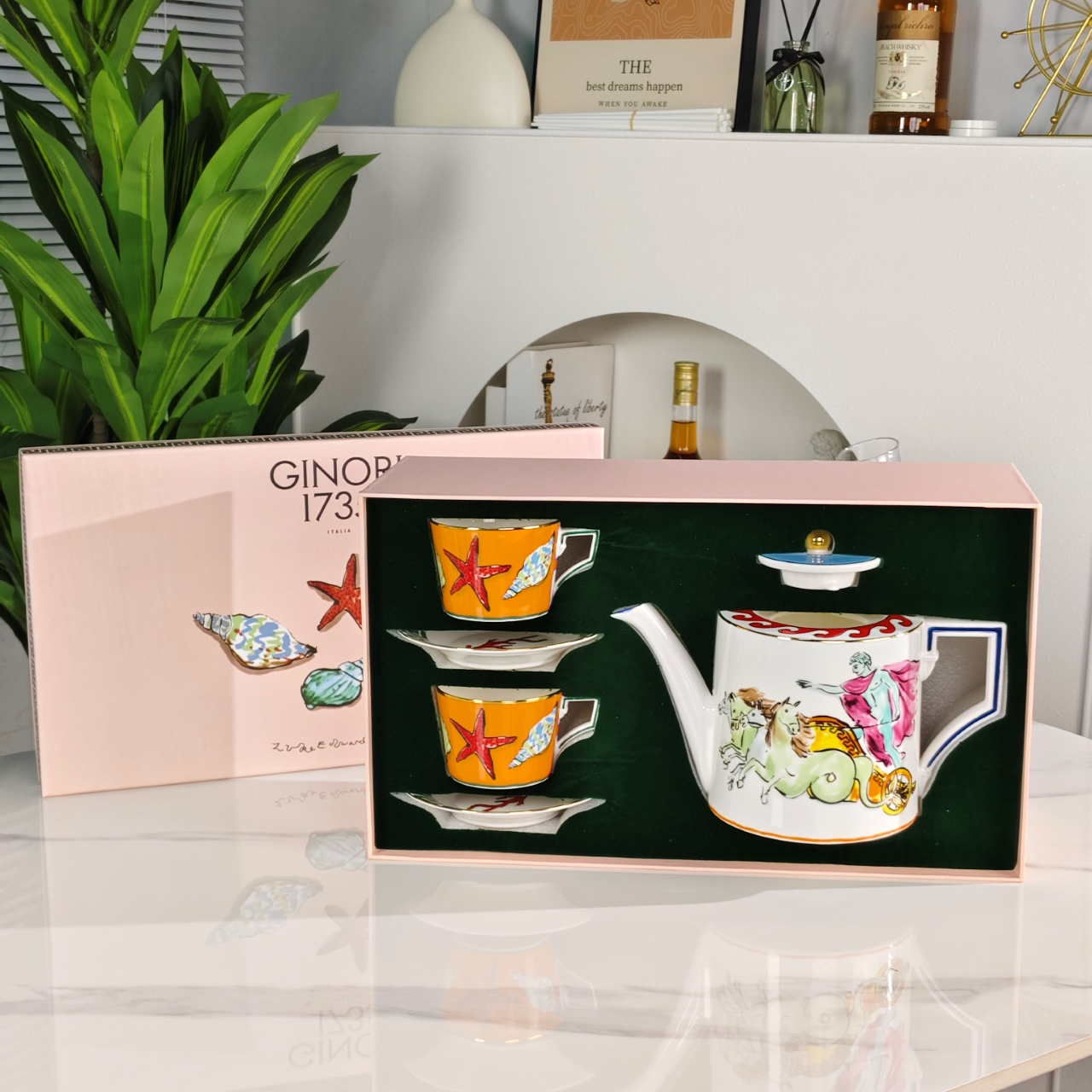 **Ginori 1735 | Il Viaggio di Nettuno Tea Set (One Pot, Two Cups & Sauce - Comprehensive 3