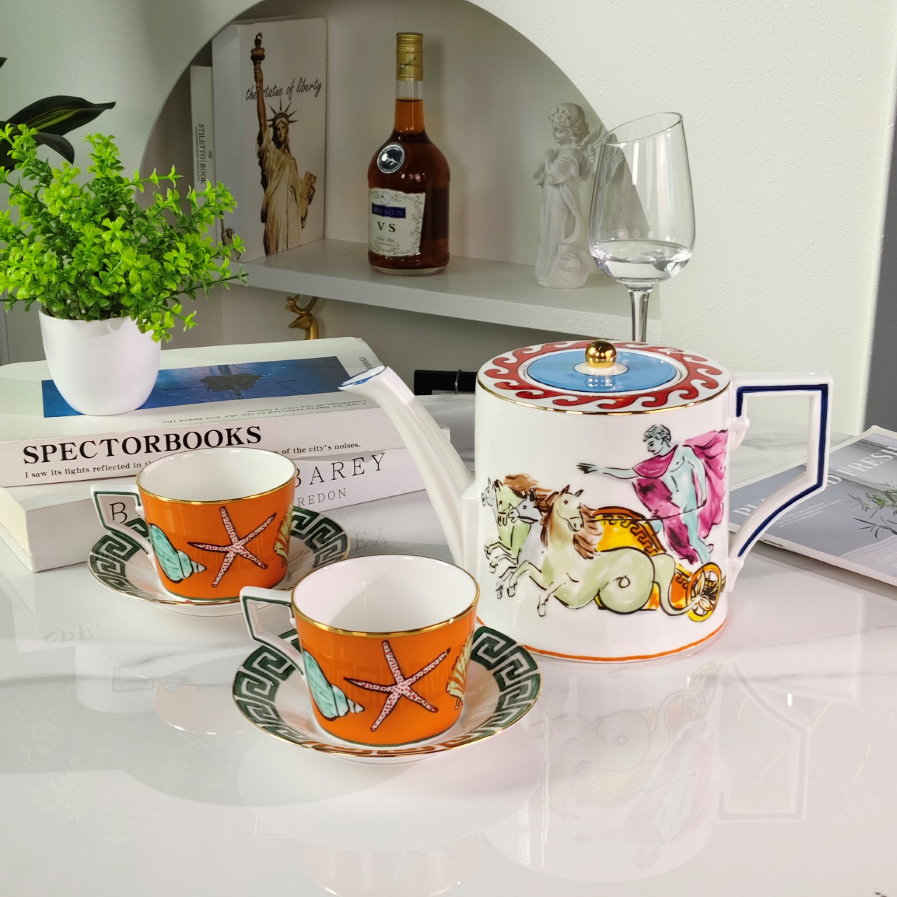 **Ginori 1735 | Il Viaggio di Nettuno Tea Set (One Pot, Two Cups & Sauce - Comprehensive 5