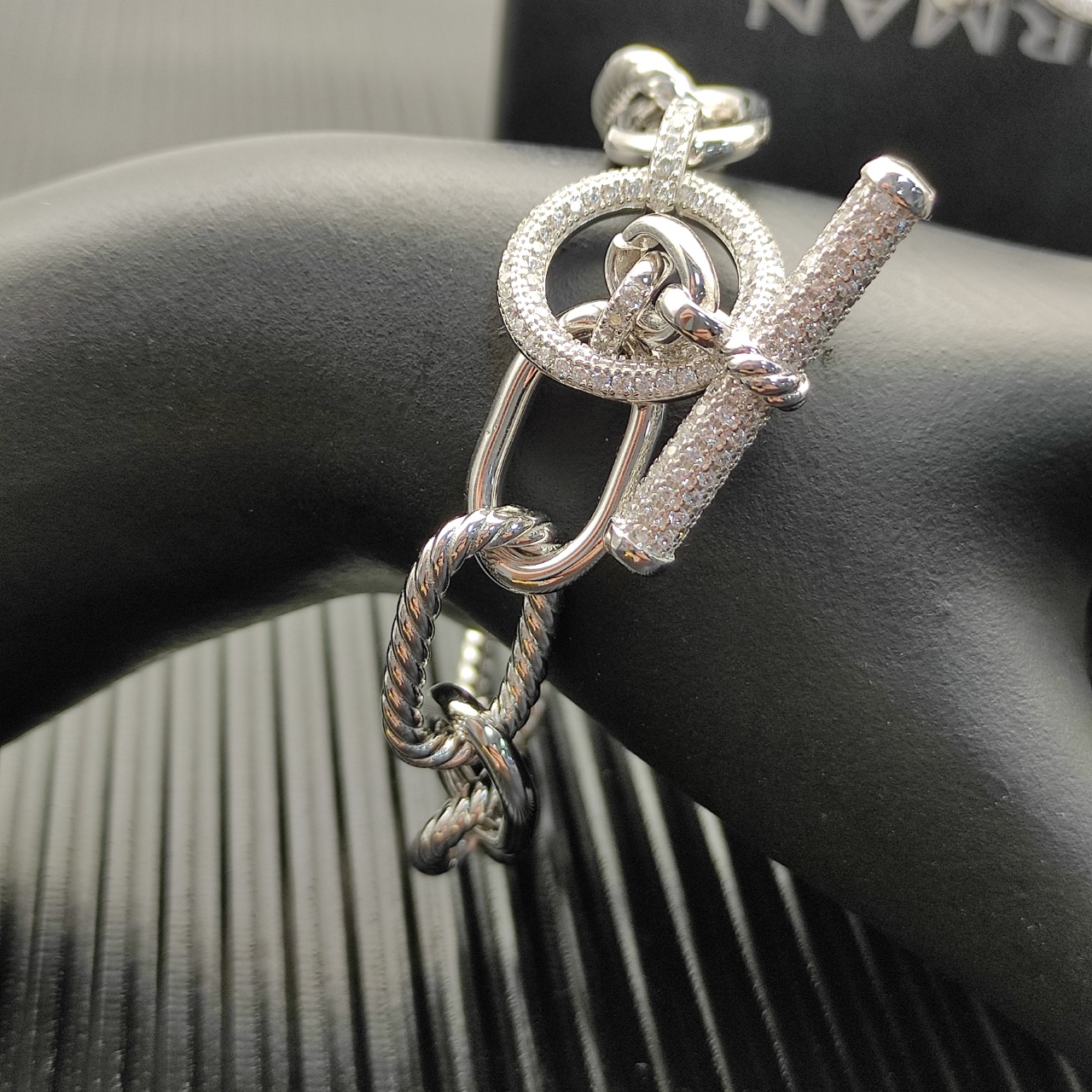 NO:107991,V gold David Yurman silver diamond button wire rotary buckle bracelet (size 20cm), jewelry fine, bracelet19860909V金David Yurman 银色带钻纽线旋转扣手链（尺寸20cm）,饰品精品,bracelet,Jewelry