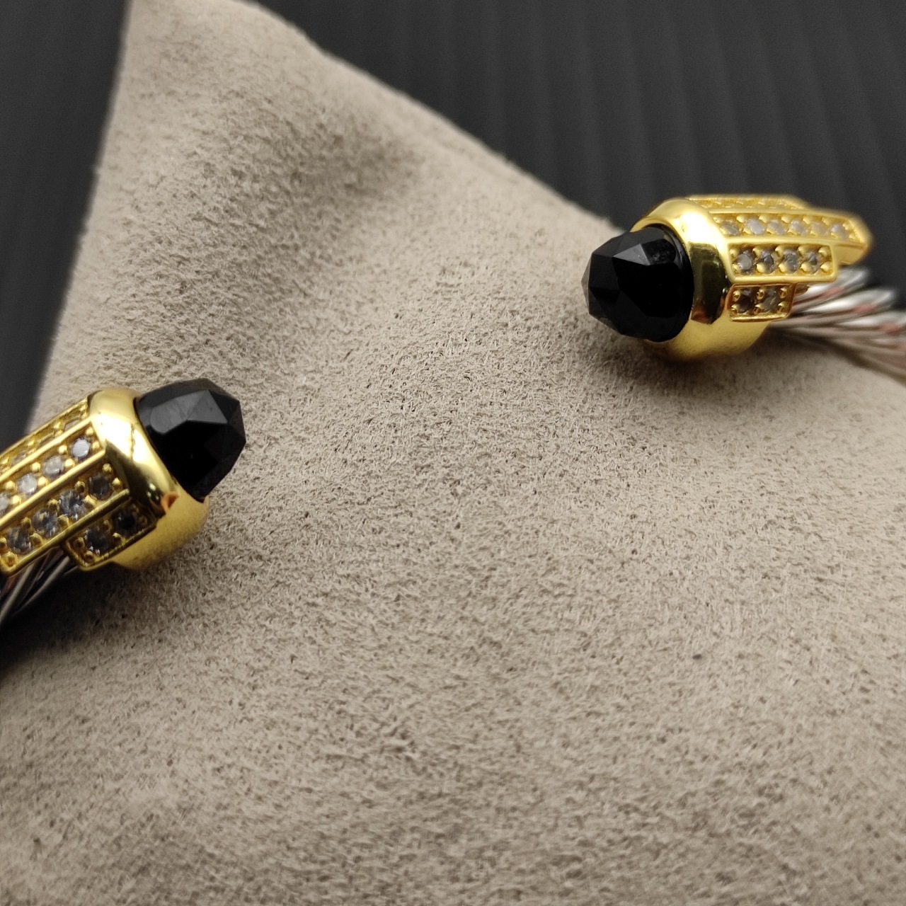 Miu Miu Haute Couture Haute Couture Fine Jewelry Necklace Bracelet Ring 4
