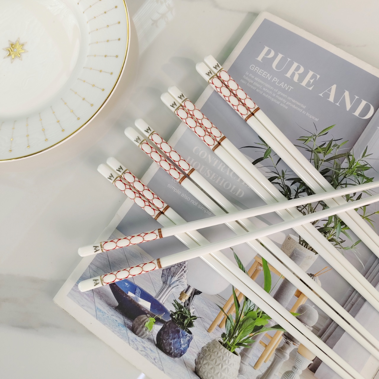 WEDGWOOD Renaissance Red Chopsticks - Comprehensive 9