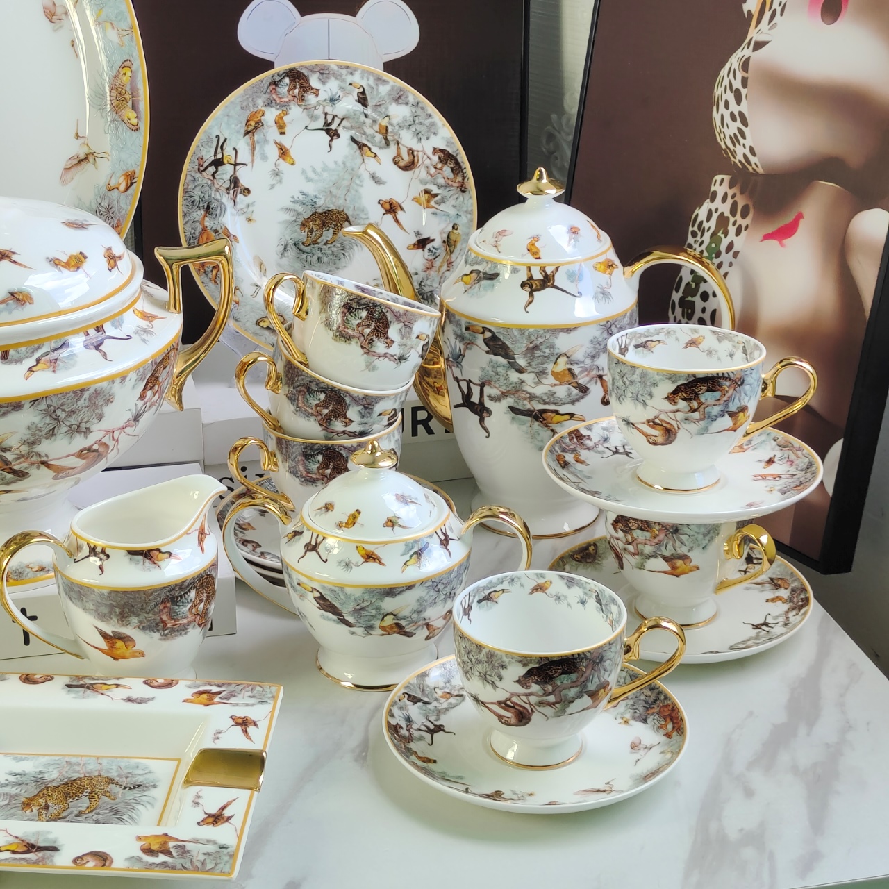 Hermès 15-Piece Jungle Footed Coffee Set - Comprehensive 2