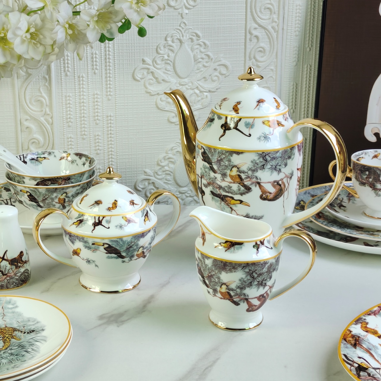 Hermès 15-Piece Jungle Footed Coffee Set - Comprehensive 3