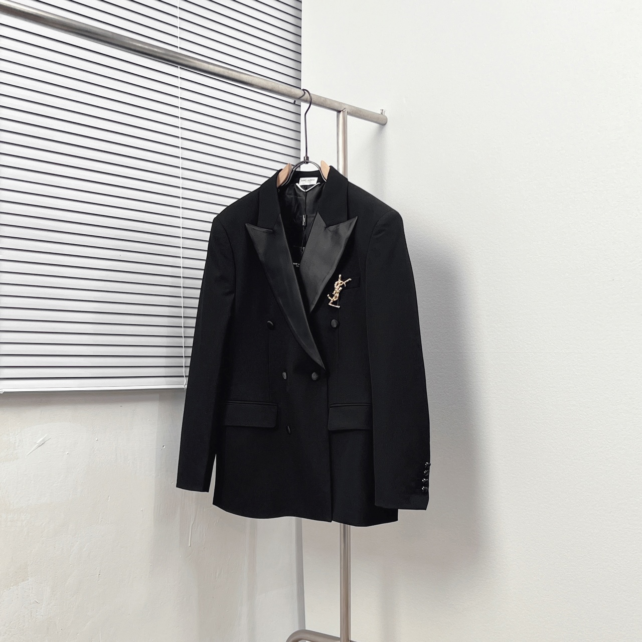 SAINT LAUREN*/圣罗兰 标志性双排扣西服 码数：48.50.52.54.56