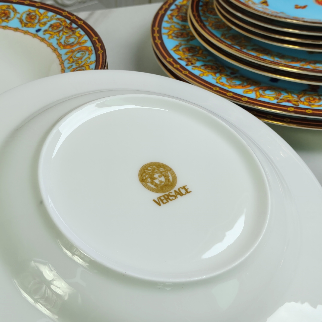 Versace Maison Lifestyle Luxury Home Decor Blanket Tableware Bedding 8