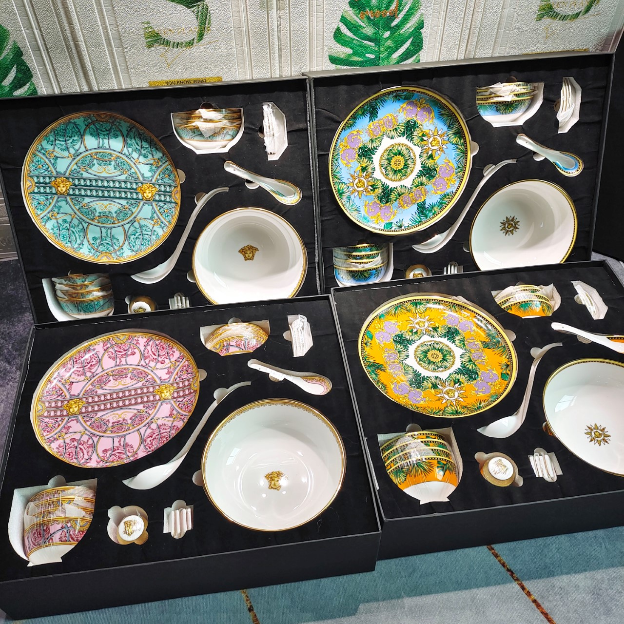 Versace Maison Lifestyle Luxury Home Decor Blanket Tableware Bedding