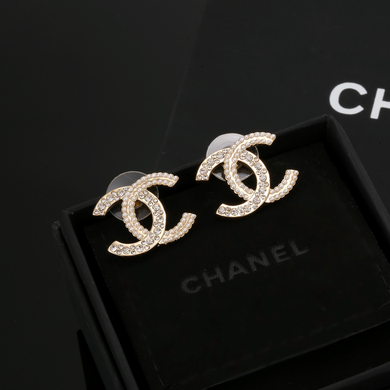 Chanel Haute Joaillerie Fine Jewelry Earrings Necklace Ring Ref.9A28A71F 6