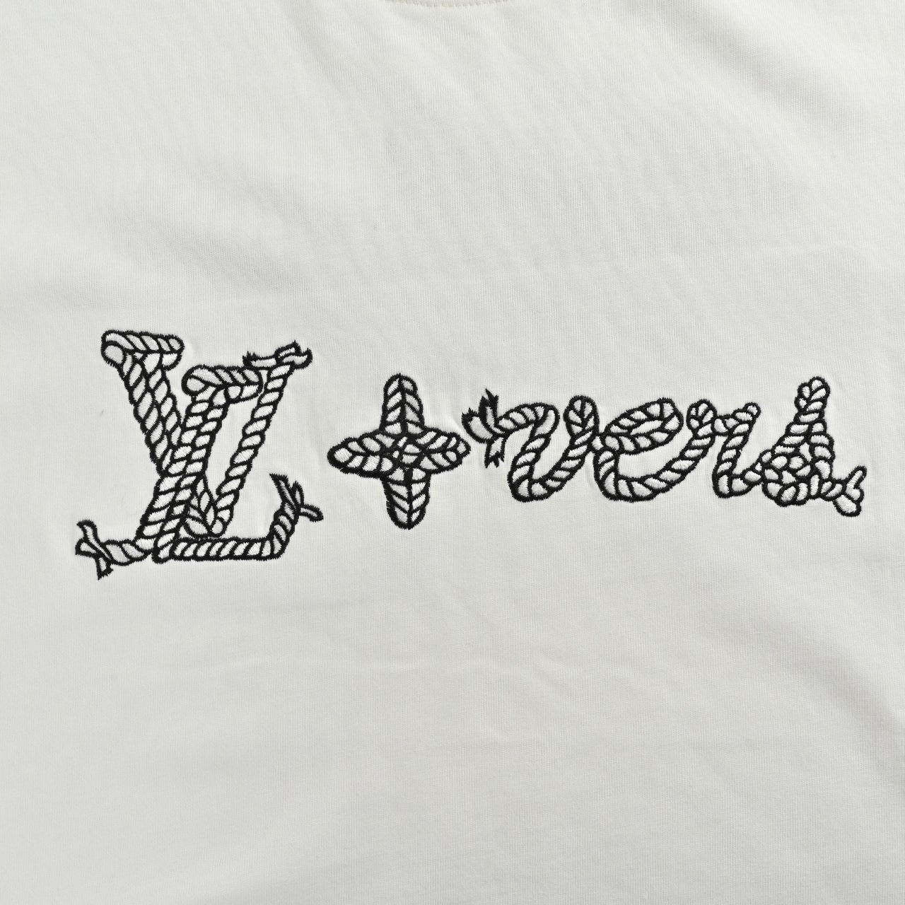 Louis Vuitton/路易威登 25ss 麻绳绳结刺绣短袖