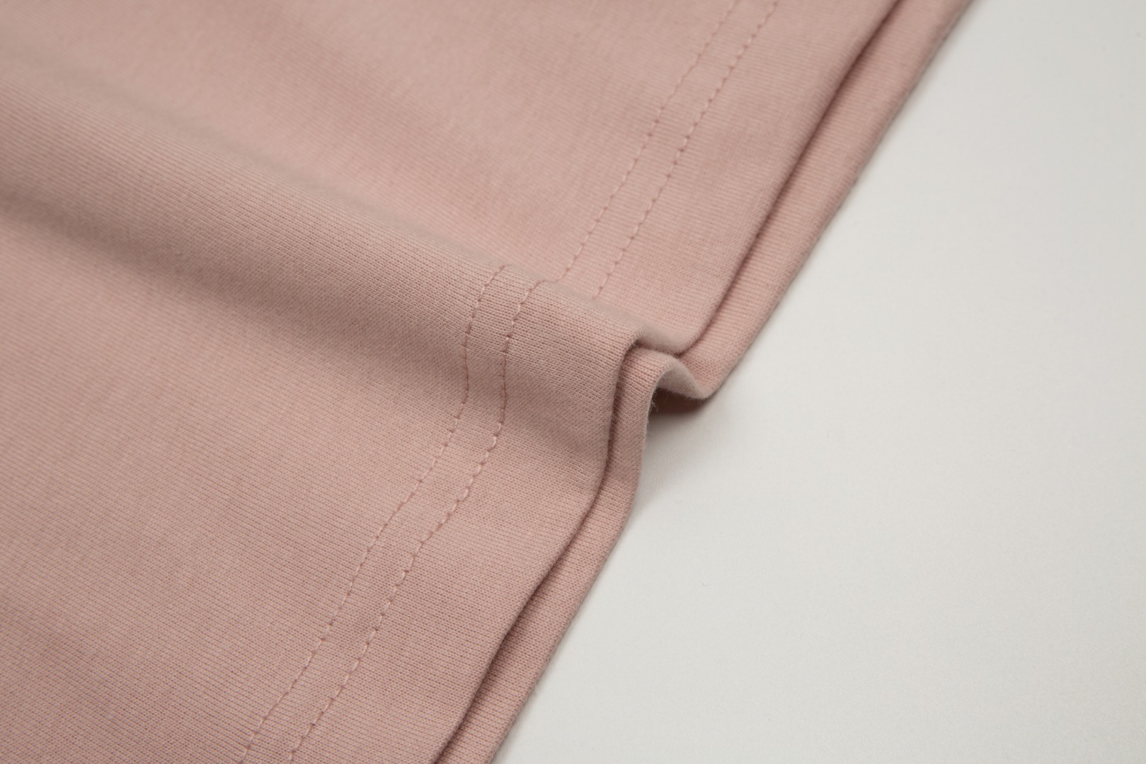 “Vivienne Westwood Queen of the West 2024 Short Sleeves Top Replica Review” - 图片 8