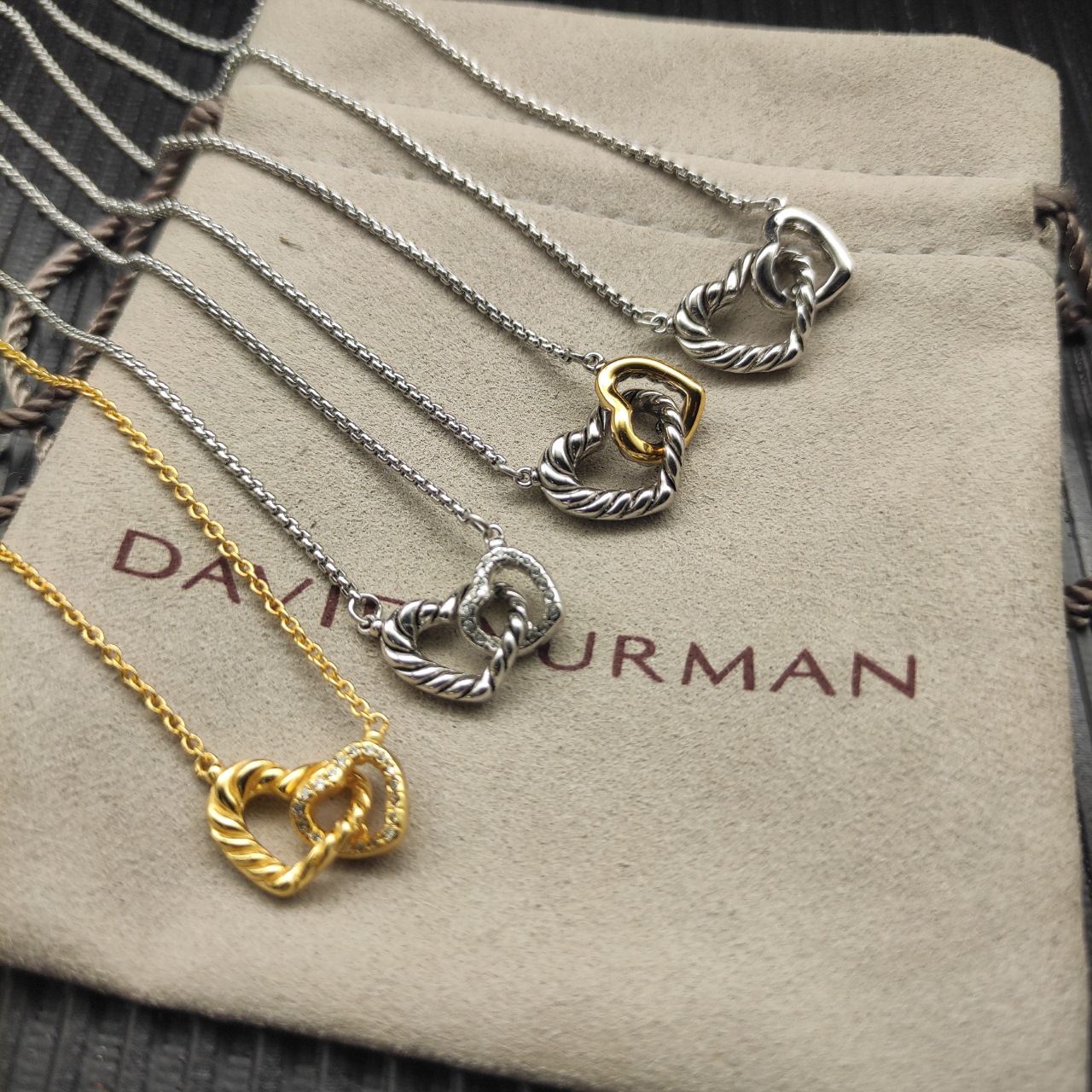 NO:555489,David Yurman double heart diamond necklace. Chain thickness 1.5mm, length 45+5cm delay chain, fine jewelry, necklace19860909David Yurman双心镶钻项链. 链条粗1.5mm,长度45+5cm延迟链,饰品精品,necklace,Jewelry