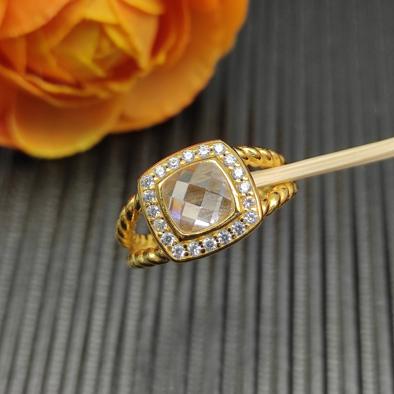 NO:555505,David Yurman white diamond gold square diamond ring, ring size US, 6-7-8-9, four sizes, jewelry boutique, ring19860909David Yurman 白钻金色四方钻戒指 戒指尺寸美号,6-7-8-9,四个号,饰品精品,ring,Jewelry