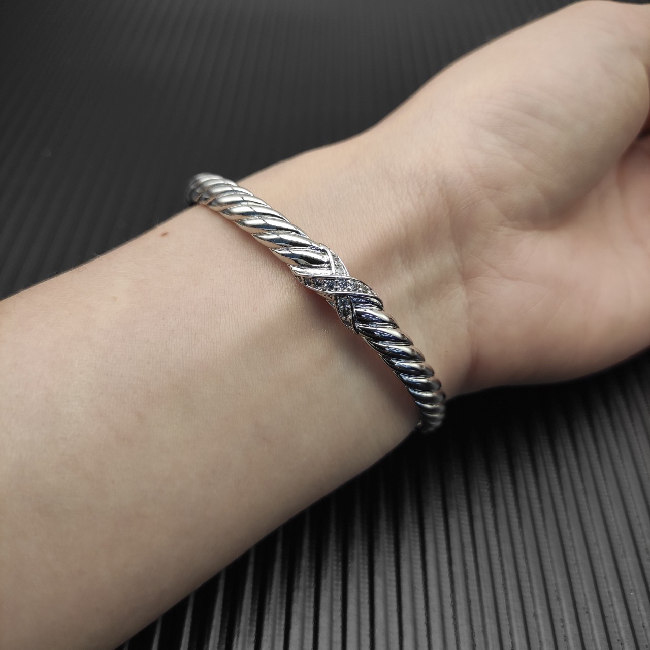 575 💰David Yurman 6.2mm Silver X-band carved wave bracelets. 19 cm. No. DYSZ-337 - 图片 3