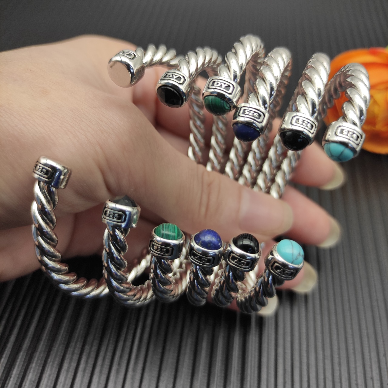 575 💰David Yuurman 6mm wire cuff bracelet. No. DYSZ-341-358 - 图片 3