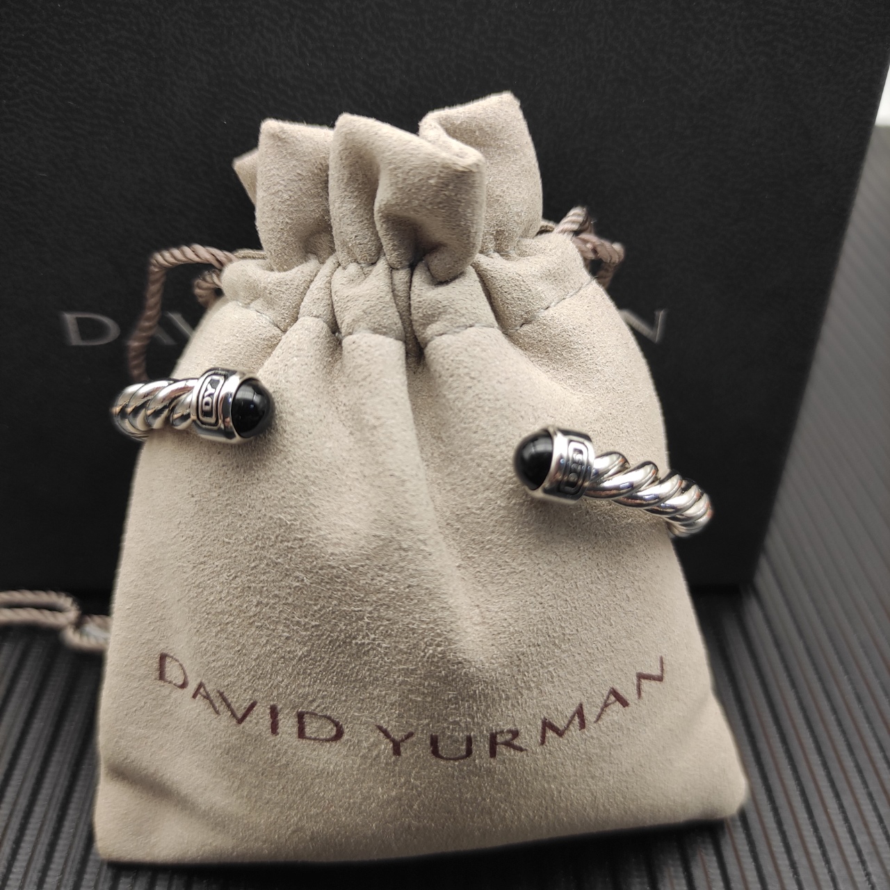 575 💰David Yuurman 6MM silver-coloured cuff bracelets of the Helanaunon. No. DYSZ-341 - 图片 4