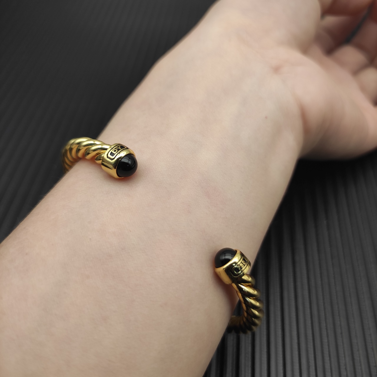 575 💰David Yurman 6MM Golden Manaunoni line cuff bracelet. Number DYSZ-347 - 图片 6