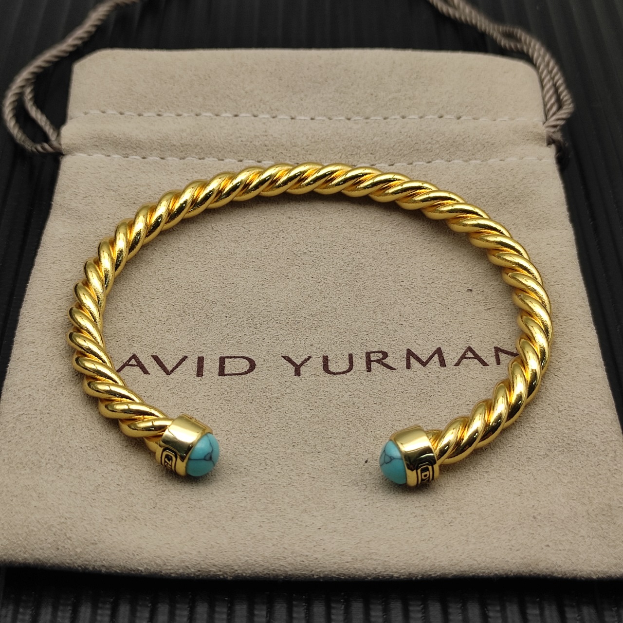 575 💰David Yurma 6MM Green Pine line cuff bracelet. No. DYSZ-351