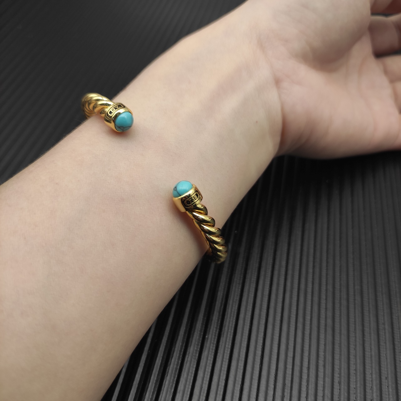 575 💰David Yurma 6MM Green Pine line cuff bracelet. No. DYSZ-351 - 图片 6